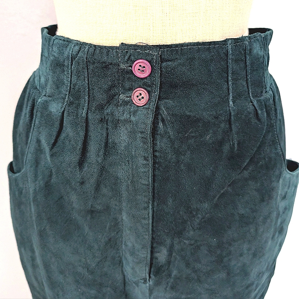 Vintage green suede, pleated pencil skirt w slit. Laurice. Size 10. 29" waist - Picture 3 of 13
